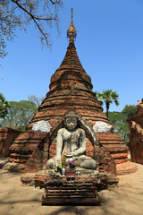 Sitzender Buddha