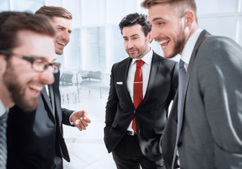 close up.fun business team