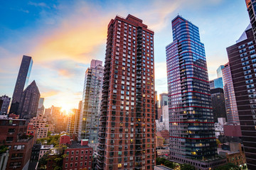 Fototapeta na wymiar View of New York City with urban skyscrapers