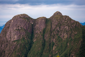 Fototapeta premium Mountain - Pico Paraná