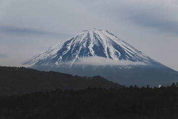 Fototapeta premium Fuji mountain beautiful background, Mountain Fuji in Japan.