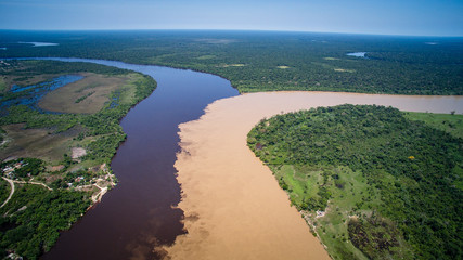 Estrella Fluvial _ Cruce de rio Inirida y Guaviare en la Orinoquia Colombiana (Guainia-Colombia)