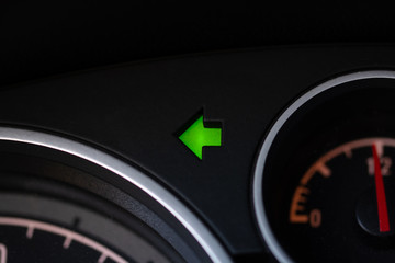 Car turn signal light, left arrow