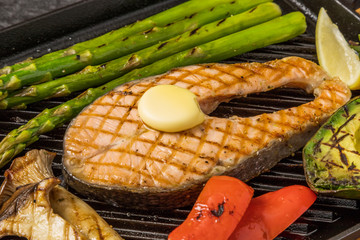 サーモンステーキ　Typical delicious grilled salmon steak