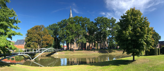 Obraz premium Panorama from the canal around Groenlo