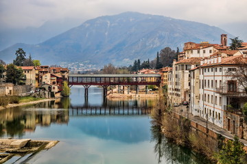 Fototapeta na wymiar panorama von bassano del grappa, italien
