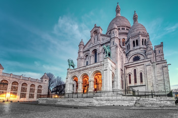 Fototapeta na wymiar View of the Sacre Coeur Cathedral in Paris, France. Photo taken in the morning.