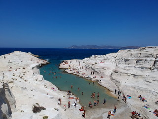 Sarakinoko plage Milos Cyclades Grèce