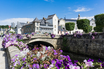 Fototapeta na wymiar picturesque idyllic small town of Quimperle in Brittany in northwestern France with river Laita