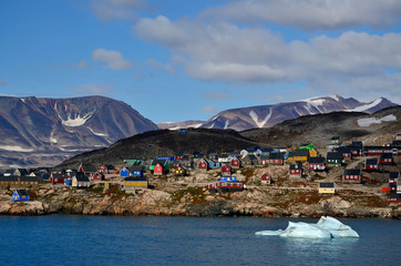 Stadtansicht Ittoqqortoormiit, Ostgrönland © traveldia