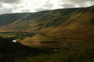 Mountain valley in the Alaska Range;  Denali NP;  Alaska