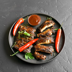 Spicy grilled spare ribs
