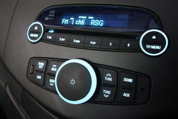 Vehicle audio system 