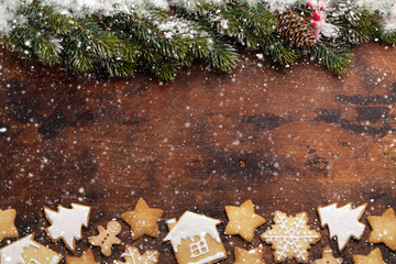 Christmas greeting card with gingerbread cookies