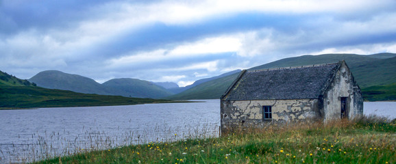 Fototapeta na wymiar Loch ABhraoi