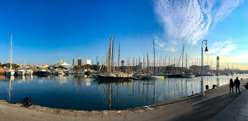 Fototapeta na wymiar Panorama of the Port of Barcelona