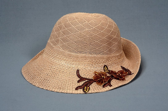 Jute Made Ladies Hat With Motive Design