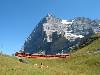 Grindelwald, Bahn zum Jungfraujoch, Eiger im Hintergrund, Schweiz