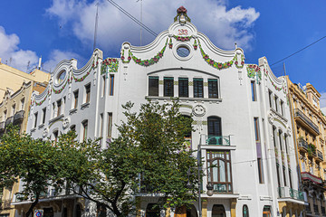 Obraz premium Building facade: Architectural fragments of ancient buildings. Valencia, Spain.