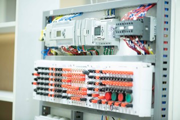 PLC panel de control y automatización