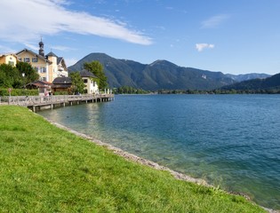 Fototapeta na wymiar Lake Tegernsee in Upper Bavaria