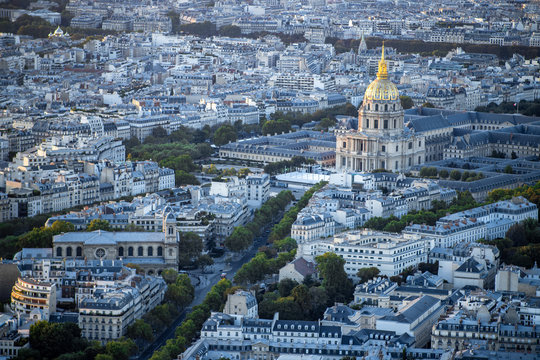 Sunset in Paris, France, with the Invalides.