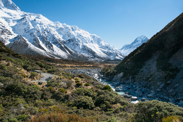 Fototapeta na wymiar Magnificent Southern alps scenery in the Hooker valley track in Aoraki Mount Cook National Park