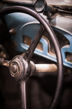 Steering wheel of an old classic car