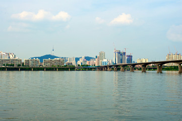 Obraz premium Seoul Hang Gang river in summer