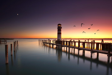 Leuchtturm im Abendlicht