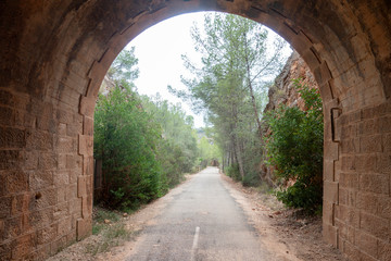 Obraz premium Road of the ebro greenway in Tarragona