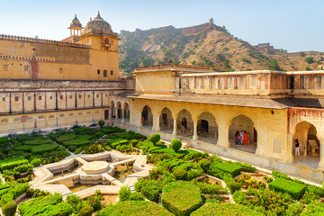 Amazing view of the Sheesh Mahal and scenic green garden