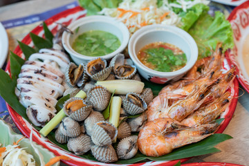 Seafood tray with seafood sauce