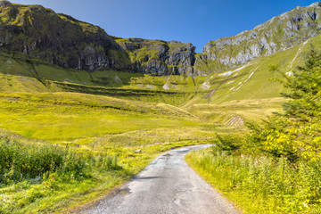 Impression of the Gleniff Horseshoe Drive in County Sligo, Ireland