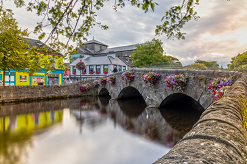 Westport Bridge over the Carrowbeg River in Ireland - obrazy, fototapety, plakaty