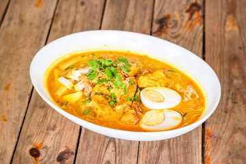 Laksa Curry Noodles - Muslim Food Bangkok