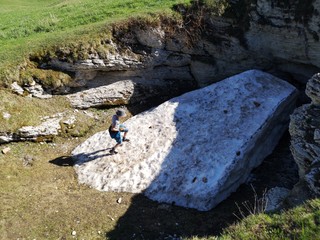 paysage de montagne - dernière neige de printemps
