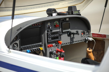 Details with the cockpit and electronic equipments of a light aircraft
