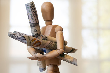 Muñeco maniquí articulado de dibujo que lleva billetes de dolar y pesos argentinos. Ilustración...