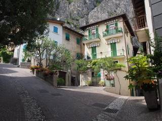 Limone sul Garda - italienische Gemeinde am Westufer des Gardasees in der Provinz Brescia in der...