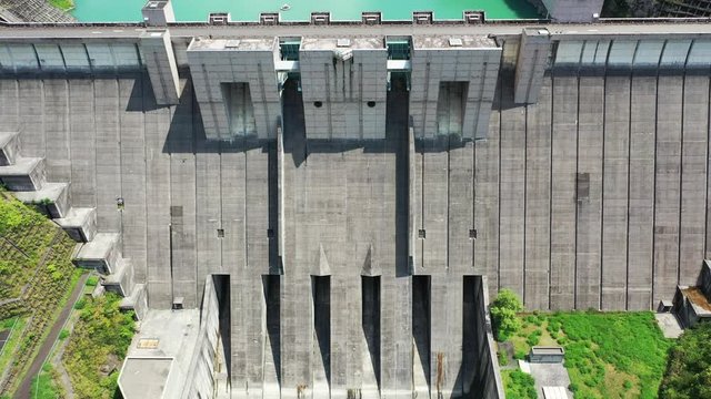 長島ダムの空撮動画