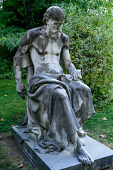 Statue appelée  la Science et mystère