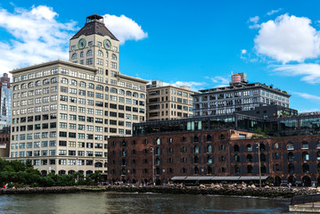 Naklejka premium Classic buildings in New York City, USA