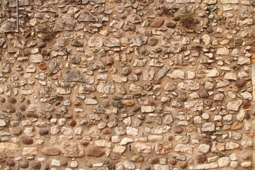 eine alte Stadtmauer
