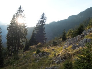 autumn hiking and mountaineeting in brandenburger alpen in austria