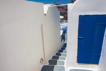 Typical alleys of the beautiful cities of Santorini Island