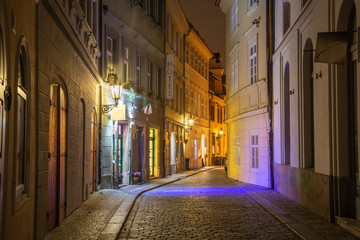 Fototapeta na wymiar PRAGUE, CZECH REPUBLIC - OCTOBER 17, 2018: The aisle of Old Town at the night.