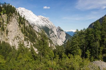 Fototapeta na wymiar Looking out of the Halltal valley in Tyrol.