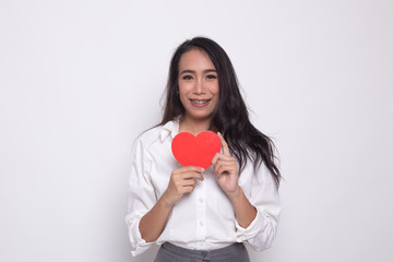 Obraz na płótnie Canvas Asian woman with red heart.