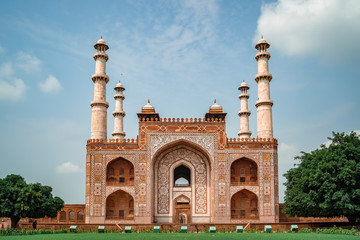 Landscape shot of Akbar's Tomb